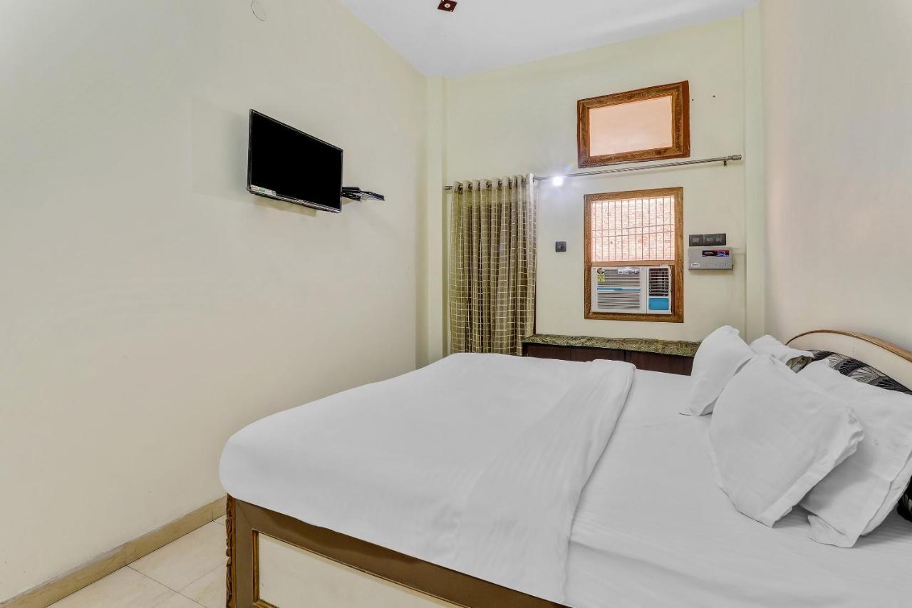 Hotel K V PALACE Varanasi Exterior foto