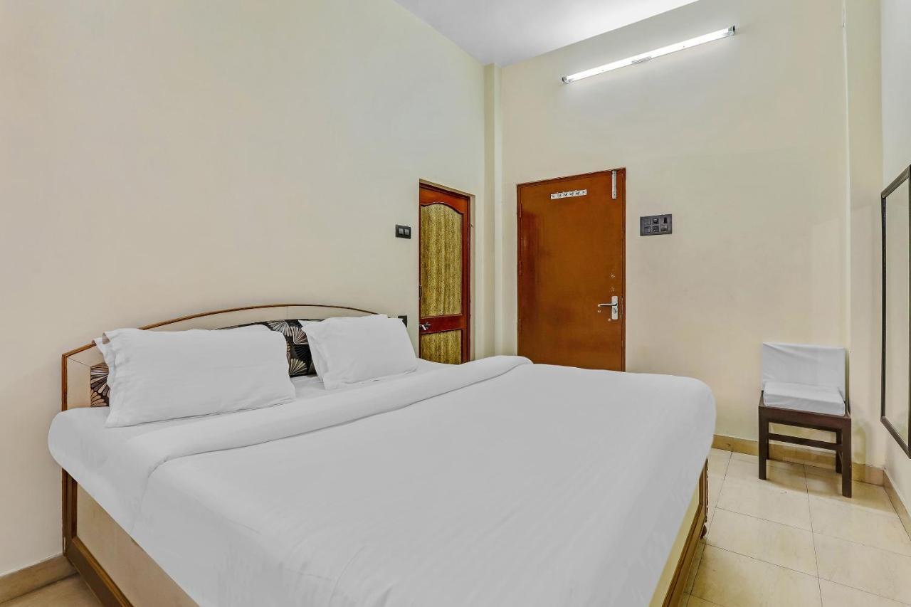 Hotel K V PALACE Varanasi Exterior foto